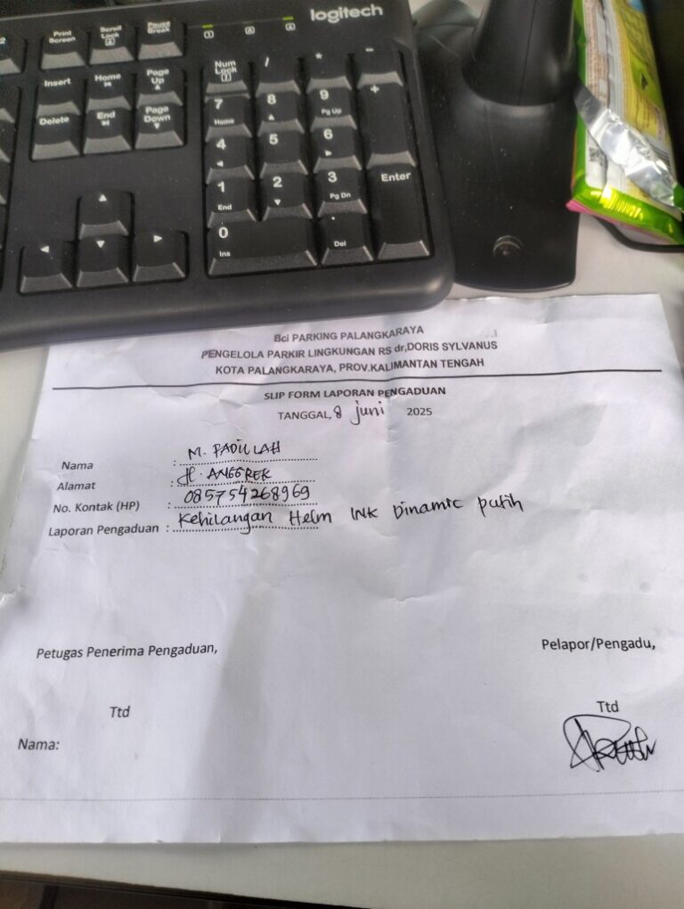LAPORAN KEHILANGAN HELM DI PARKIRAN