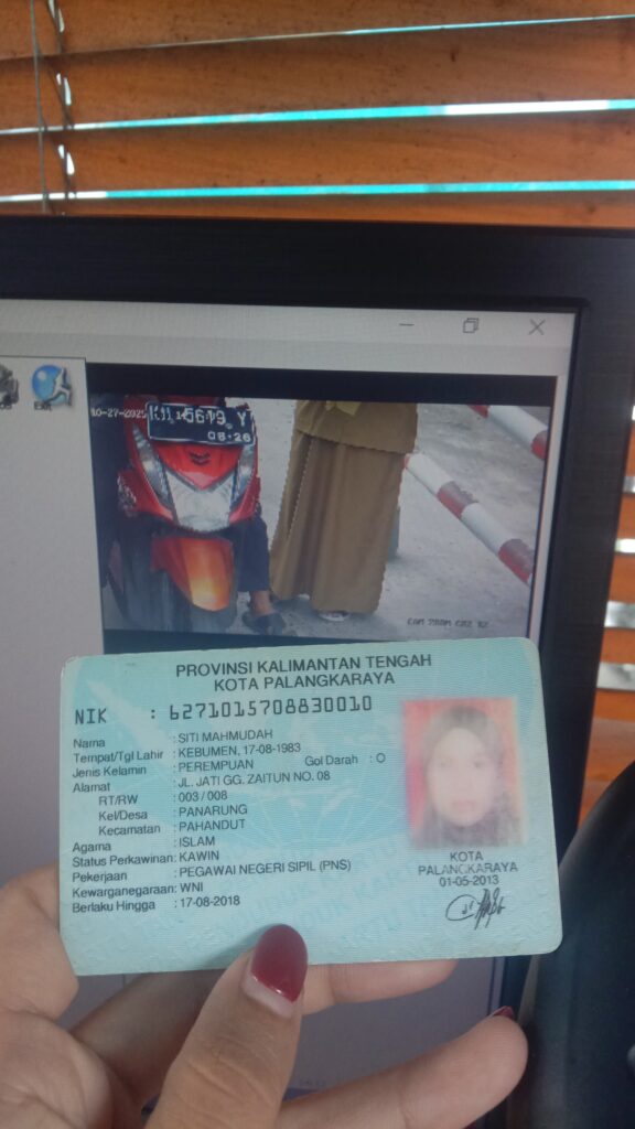 Gak ambil tiket pas masuk